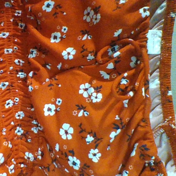 red flower dress - Picture 3 of 3